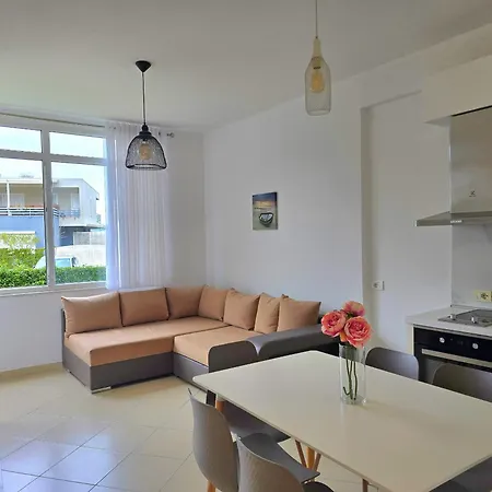 Lura 2 Homes 243 Apartment Plazhi San Pietro