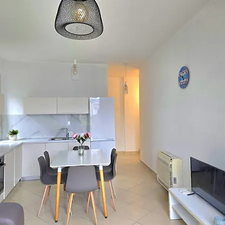 Apartment Lura 2 Homes 243