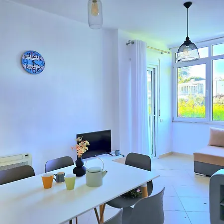 Lura 2 Homes 243 Plazhi San Pietro